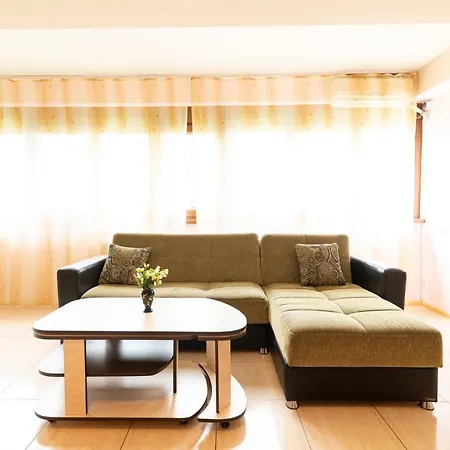 Alessia Apartaments *